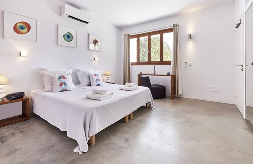 Ibiza Island House | 5 min from the beach! House with private pool for 8 people