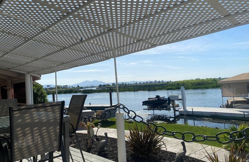 Discovery Bay House | 5 Min to Fast Waters! Waterfront Oasis awaits you!