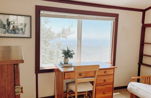 Julian House | 5 Min to Lake Cuyamaca-Julian-The Hidden Lakehouse with Stunning Views