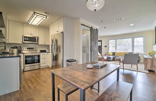 McFerrin Park House | *5 Min to Nissan-3 Mi to Broadway*-Private Backyard