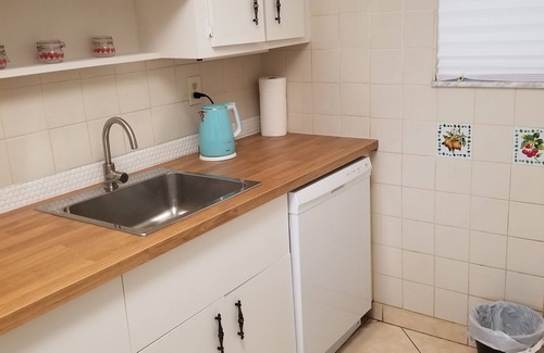 Sunny Isles Beach Apartment | 5 min to the beach! 2 bedroom specious apartment in Sunny Isles
