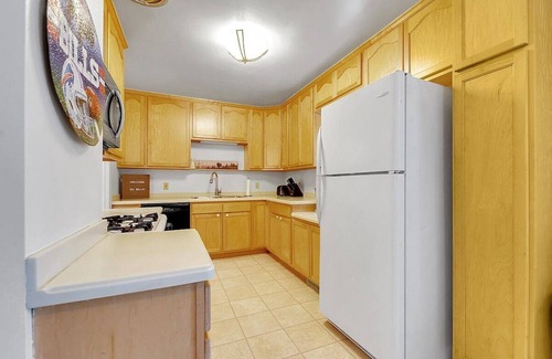 Orchard Park House | 5 Min Walk Bills Stadium | Private Buffalo Home