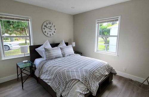 Delray Beach House | 5 Min Walk to the Ave 5 min Drive to the Beach! Pet friendly!