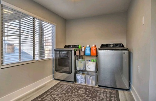 Indianapolis House | 5 Mins From Fountain Square !