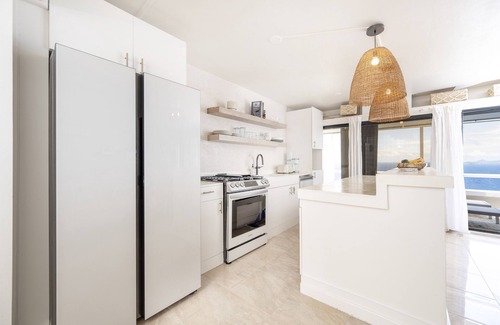 Rosendal Condo | 5 mins to Magen's Bay! Near ferry & restaurants
