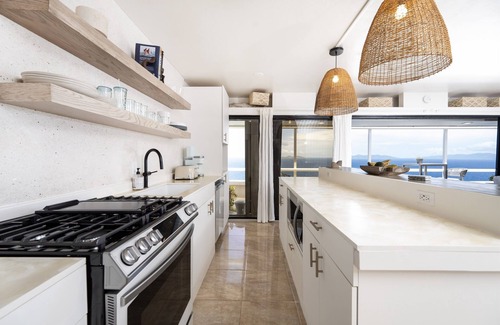 Rosendal Condo | 5 mins to Magen's Bay! Near ferry & restaurants