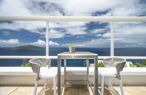 Rosendal Condo | 5 mins to Magen's Bay! Near ferry & restaurants