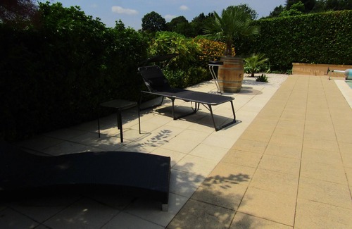 Marcillac-Saint-Quentin Apartment | 5 minutes from Sarlat, studio with swimming pool