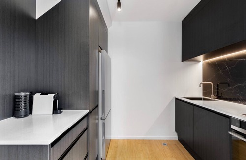 Kawarau Falls House | 5 minute drive to Remarkables mountain and car parking.