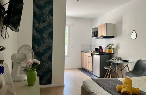 Chatellerault Apartment | 5-minute walk from TGV station