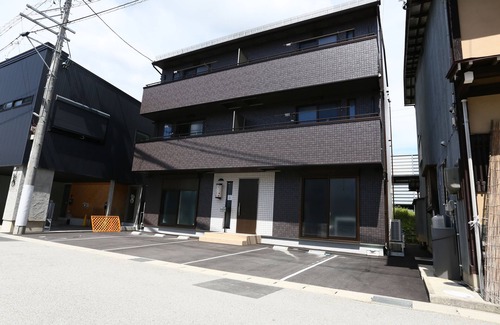 Hida Takayama Onsen Apartment | 5-minute walk from Takayama Station! Fully private and clean! Enjoy a convenient location for sightseeing!