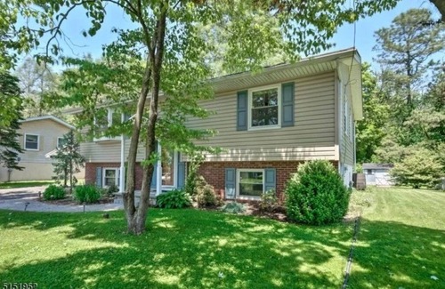 Stockton House | 5 minute walk to the Delaware River in Stockton, New Jersey!