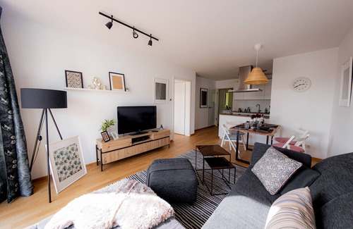 Zirndorf Apartment | 5 Minuten zu Playmobil Familienapartment mit Großer Terrasse