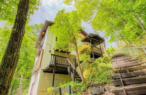 Kusatsu Onsen House | 5 minutes by car to the Yubatake A luxurious stay/Agatsumagun Gunma