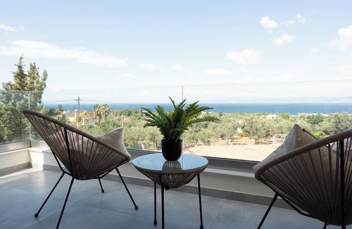 Neapoli Villa | 5 minutes from down town and aegean sea view