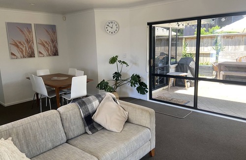 Mount Maunganui House | 5 Minutes from Beach