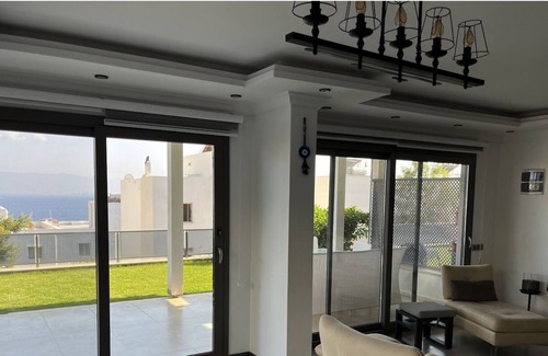 Dagbelen Villa | 5 minutes from the beach, with swimming pool, garden, panoramic views of the sea and the island of Kos