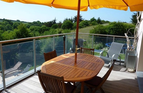 Erquy House | 5 minutes from the beach, heated indoor pool, sauna, pets welcome
