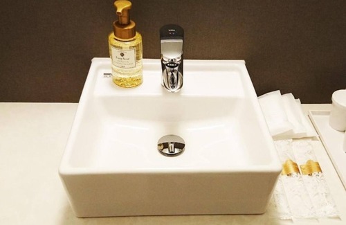 Shin-Osaka Hotel | 5 minutes from the station Twin room Spacio/Osaka Ōsaka