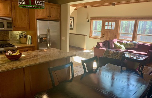 Pioneer Trail House | 5 Minutes To Heavenly Valley Close To Casinos And Lake Tahoe