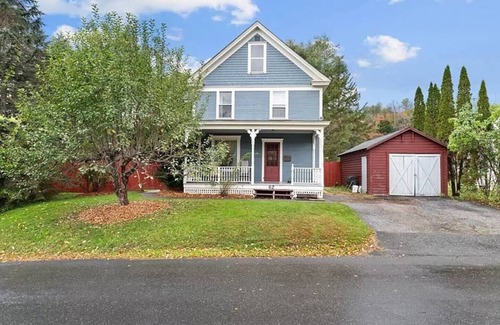 Northfield House | 5 minutes to Norwich University. Charming, family friendly Vermont home