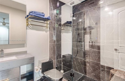 Eastern Shores Villa | 5 minutes to sunny isles beach
