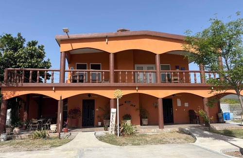 Sabinas Hidalgo Apartment | 5 minutes to the recreational Ojo de Agua , Charco del Lobo and La Turbina Park.