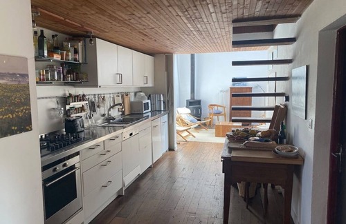 Locmaria House | 5 minutes walk from the Pointe du Skeul.2 charming houses