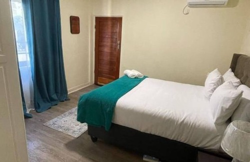 Lusaka Apartment | 5 minutes walk to east park mall, walkable distance to restaurant