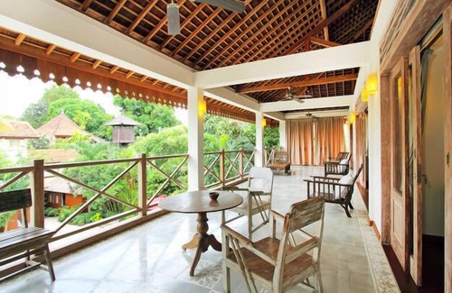 Legian Villa | 5 mns walk to double-six beach elegant 4 Bdr Villa