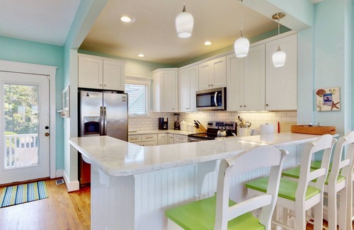 Flora's Bluff House | 5% Off Spring Deal! Oceanfront, Private Beach Access, Killegray Ridge,Shoals&BHI Club/Golf, Crofter