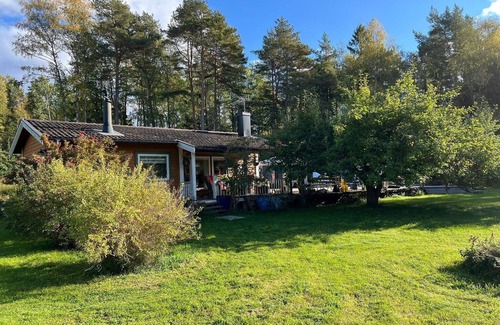 Adelso House | 5 person holiday home in ADELSÖ