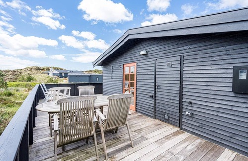 Henne Strand House | 5 person holiday home in Henne