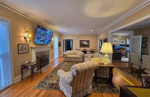 Athens House | 5 Points Oasis. UGA Home Away. Park & walk