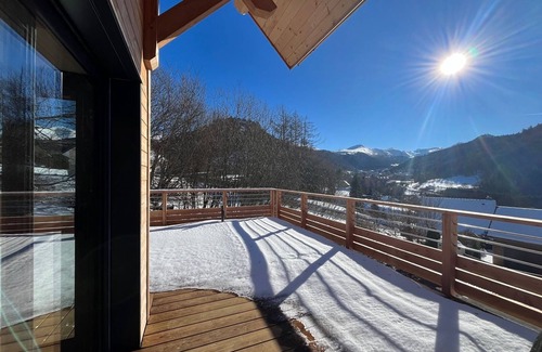 Mont-Dore Ski Chalet | 5-room Chalet, garage, terrace, sleeps 8