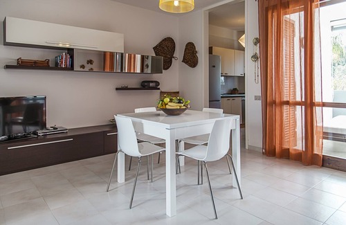 Santa Caterina Apartment | 5 seats Taste and elegance 200 meters from the sea with free wifi, A/C, LED TV, NETFLIX