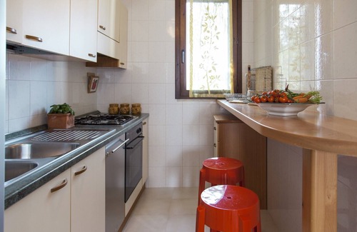 Santa Caterina Apartment | 5 seats Taste and elegance 200 meters from the sea with free wifi, A/C, LED TV, NETFLIX