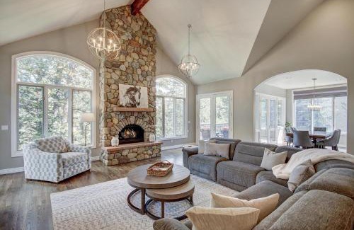Keystone House | 5 Ski Resorts within 16 Miles - Salt Water Hot Tub