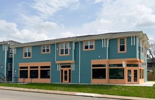 Downtown Apartment | 5-Star 2BR: Clean, Comfy, SuperHost Hospitality