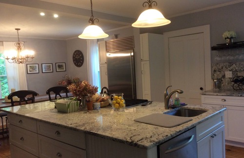 Lenox House | 5 STAR CASUAL ELEGANCE for 5 STAR GUESTS