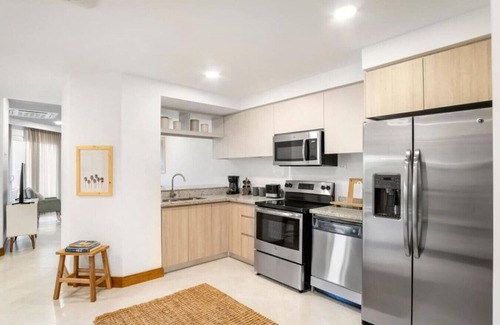 Playa Langosta Condo | 5 Star Condo+Langosta Beach Club Access