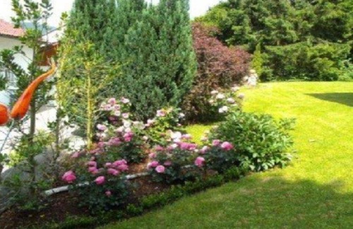 Bischofsmais Apartment | 5-star country house with tiled stove and large covered terrace