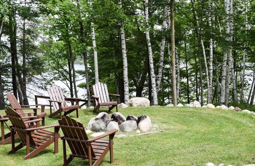 Aitkin Cabin | 5-Star Custom Home On Scenic Lake Near Mille Lacs. Pontoon boat included!