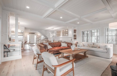 Cliff House | 5 star, grand 8 BR estate, large yard, pool, pond, walk to town & beach