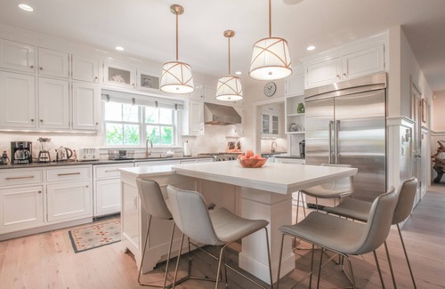 Cliff House | 5 star, grand 8 BR estate, large yard, pool, pond, walk to town & beach