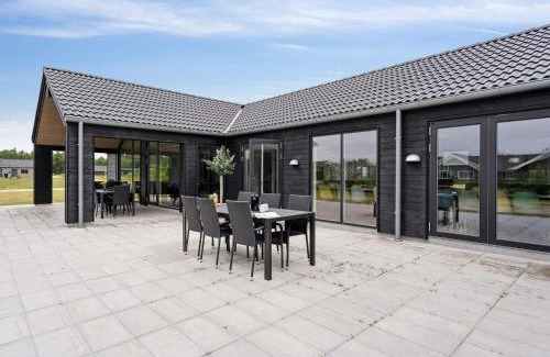 Vejers House | 5 star holiday home in Vejers Strand