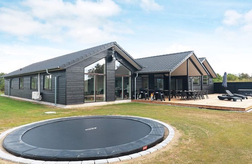 Sundstrup House | 5 star holiday home in Højslev
