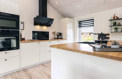 Haslevgarde House | 5 star holiday home in Hadsund