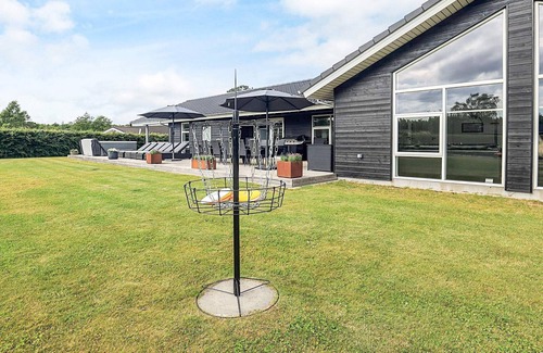 Haslevgarde House | 5 star holiday home in Hadsund