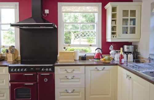 Penmaenmawr Cottage | 5 Star home from home in Snowdonia - where the mountains meet the sea